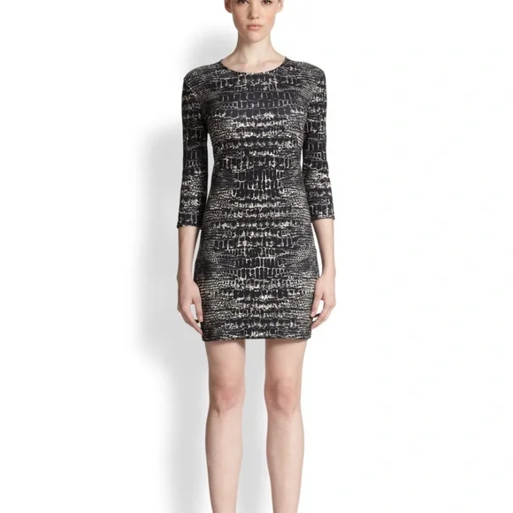 McQ by Alexander McQueen Animal Print
Bodycon Dress - Picture 10 of 10